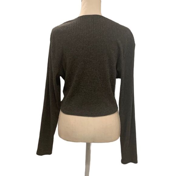 Wild Fable Cropped Grey Knit Sweater - Picture 3 of 7